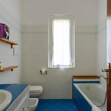 Joivy Family Flat With 3 Balconies, 10 Min To *