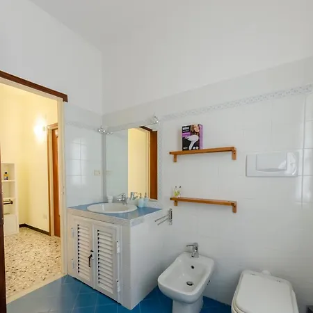Joivy Family Flat With 3 Balconies, 10 Min To *
