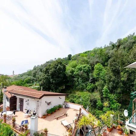 Daire Joivy Family Flat With 3 Balconies, 10 Min To Moneglia