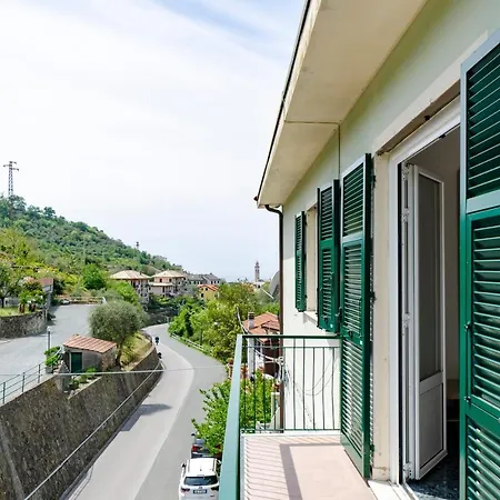 Daire Joivy Family Flat With 3 Balconies, 10 Min To