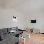 Joivy Family Flat With 3 Balconies, 10 Min To * مونيلّي