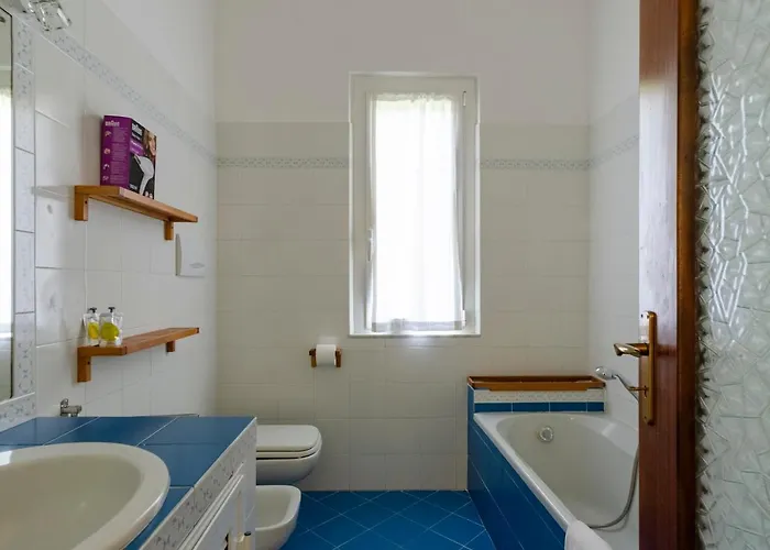 Joivy Family Flat With 3 Balconies, 10 Min To *