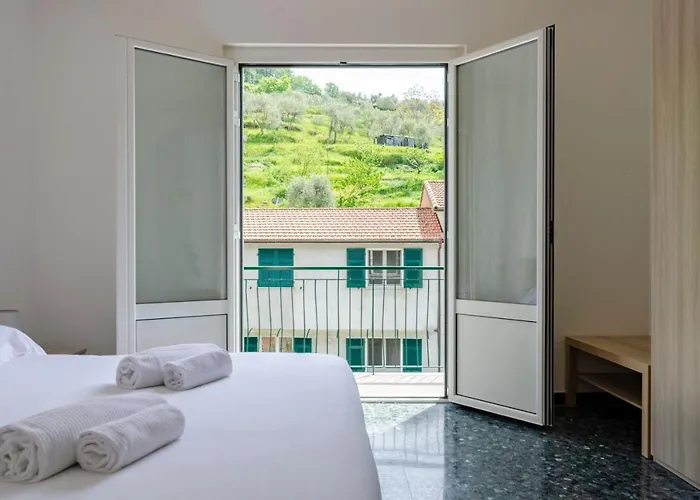 Joivy Family Flat With 3 Balconies, 10 Min To * Moneglia