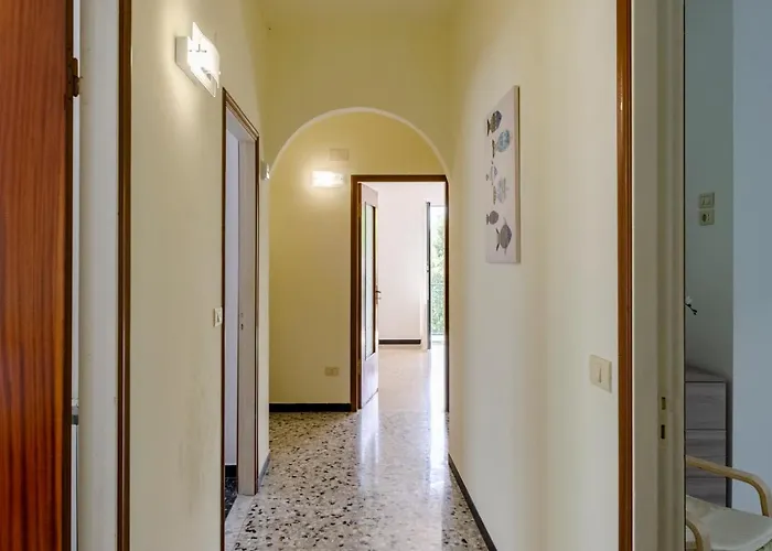 Joivy Family Flat With 3 Balconies, 10 Min To Apartmán Moneglia